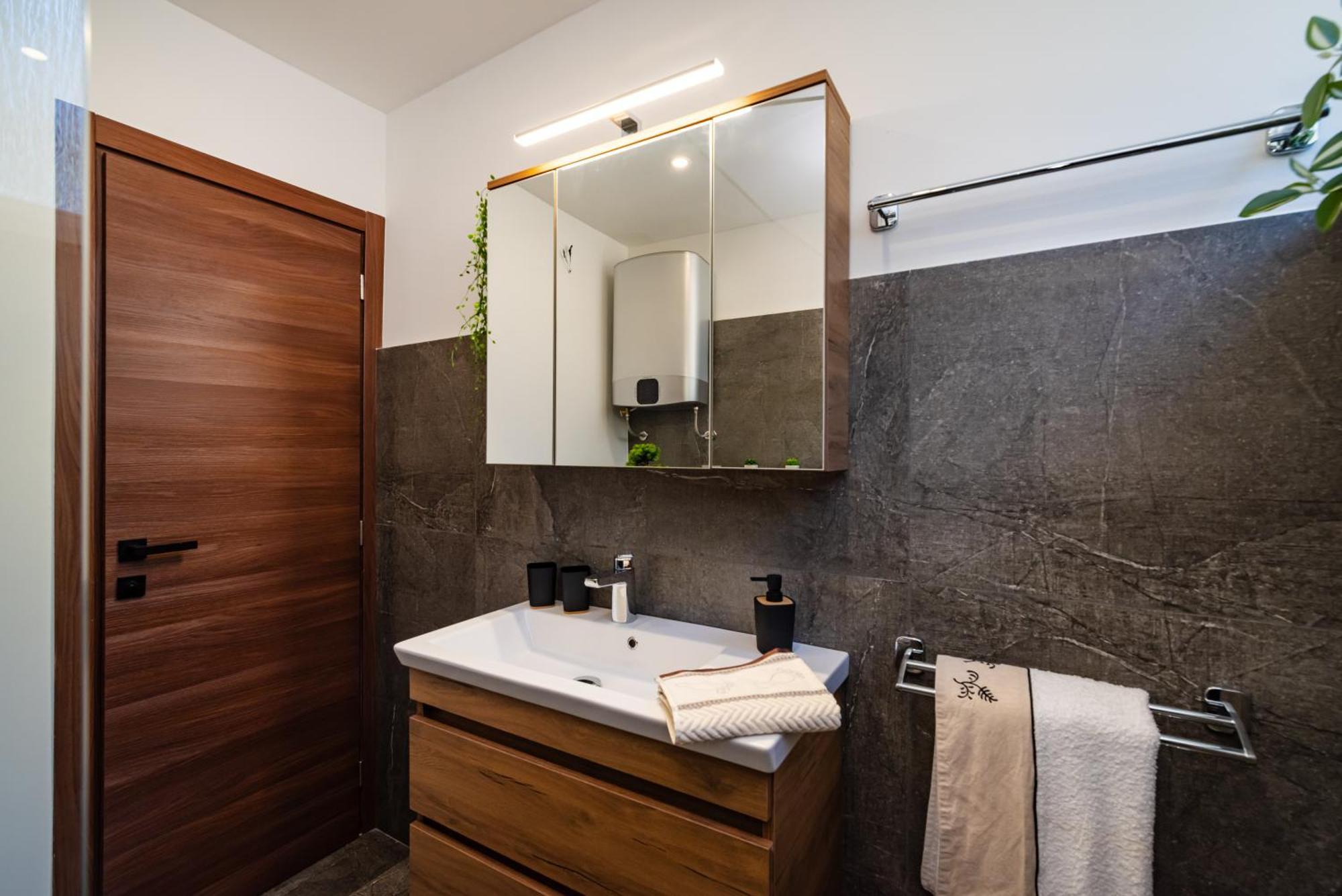 Kolovare Garden Oasis - First Row By Sea Apartment Zadar Ngoại thất bức ảnh