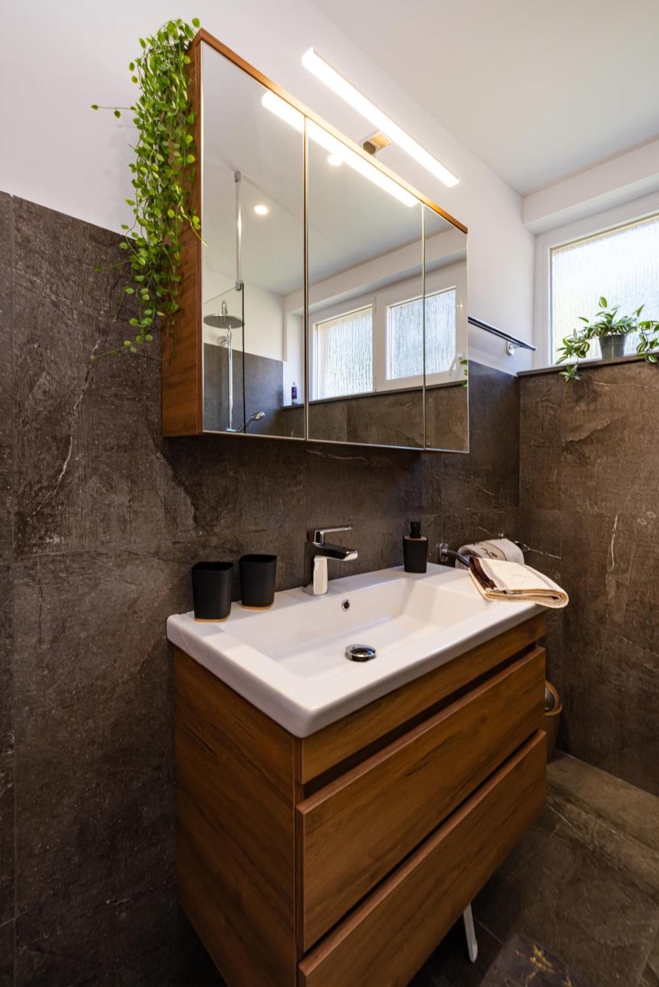 Kolovare Garden Oasis - First Row By Sea Apartment Zadar Ngoại thất bức ảnh
